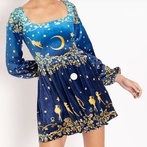 Blackmilk Sailor Guardians Stars Velvet Squared Up
Bishop Dress